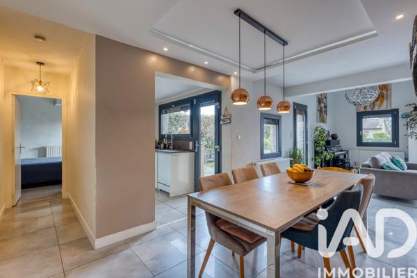 Location maison 5 pièces 117 m² Saint-Ismier