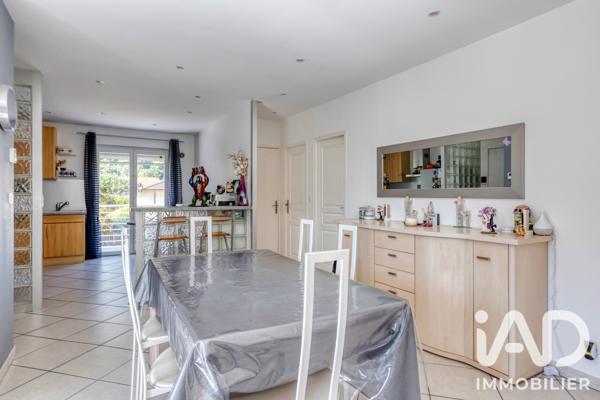 Maison à vendre 6 pièces 143 m² Noyarey