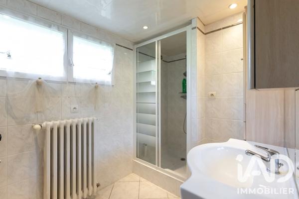 Maison à vendre 6 pièces 143 m² Noyarey