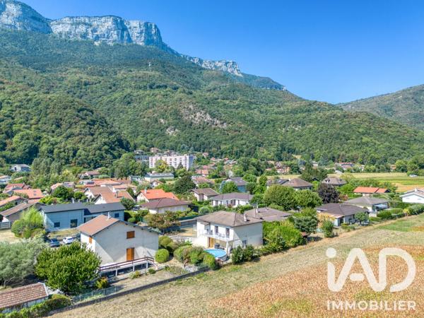 Maison à vendre 6 pièces 143 m² Noyarey