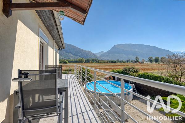 Maison à vendre 6 pièces 143 m² Noyarey