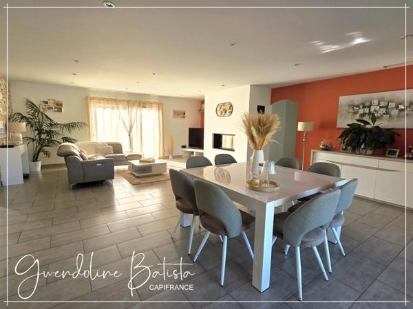 Maison Contemporaine 175,14 m² - 4 chambres - Piscine 10x5 - Terrain de 9 083,00 m² avec vue dégagée