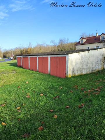 Ensemble de rapport : Garages sur terrain constructible situé dans la jolie ville de PROVINS (77)