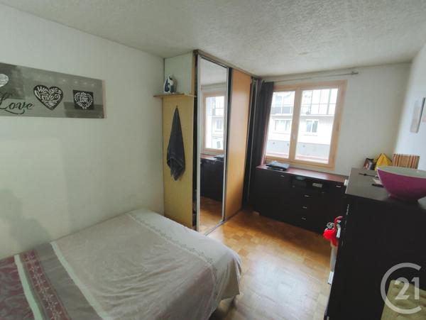 Appartement F3 à vendre  3 pièces - 53 m2 LIVRY GARGAN - 93