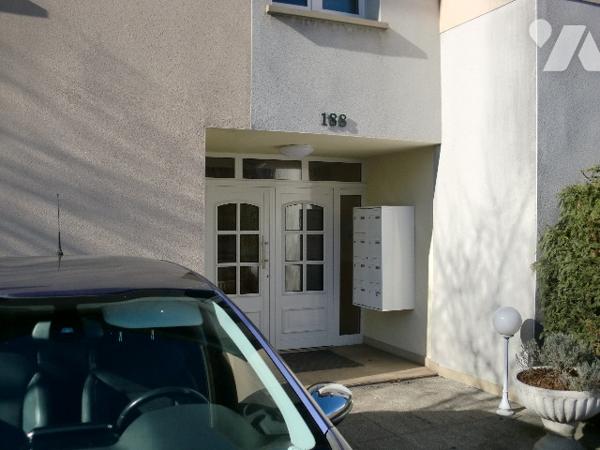 Un agréable appartement  proche du centre, proche des zones commerciales, C fantastique