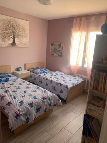 Maison Laudun L Ardoise 5 pièce(s) 100 m2, garage