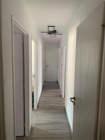 Maison Laudun L Ardoise 5 pièce(s) 100 m2, garage