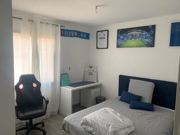 Maison Laudun L Ardoise 5 pièce(s) 100 m2, garage