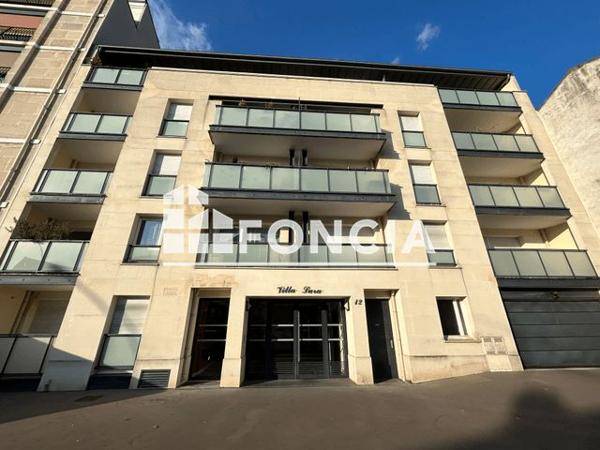 Location Appartement 3 pièces 56.2 m² - 12 RUE PIERRE BROSSOLETTE Chatillon 92320