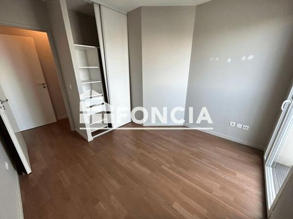 Location Appartement 3 pièces 56.2 m² - 12 RUE PIERRE BROSSOLETTE Chatillon 92320