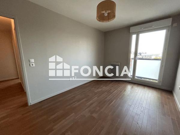 Location Appartement 3 pièces 56.2 m² - 12 RUE PIERRE BROSSOLETTE Chatillon 92320