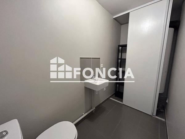 Location Appartement 3 pièces 56.2 m² - 12 RUE PIERRE BROSSOLETTE Chatillon 92320