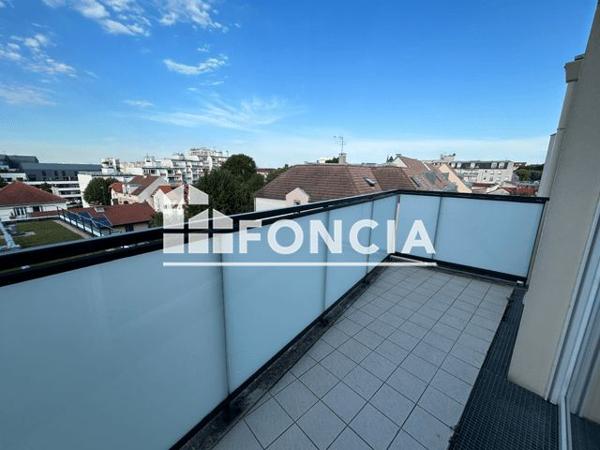 Location Appartement 3 pièces 56.2 m² - 12 RUE PIERRE BROSSOLETTE Chatillon 92320