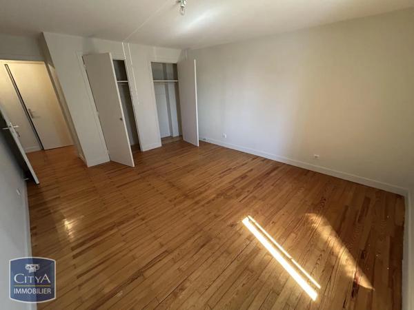 Appartement à louer 5 pièces 136.16m² Veyre-Monton (63960)