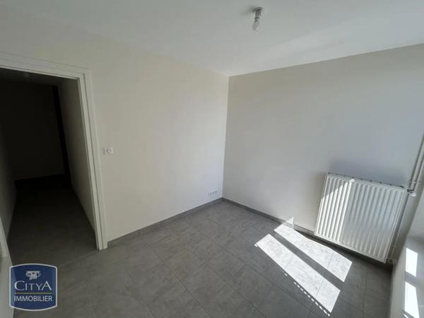 Appartement à louer 5 pièces 136.16m² Veyre-Monton (63960)