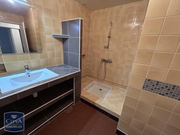 Appartement à louer 5 pièces 136.16m² Veyre-Monton (63960)