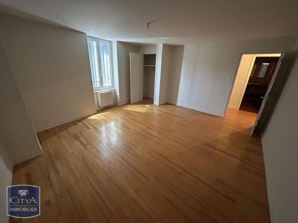 Appartement à louer 5 pièces 136.16m² Veyre-Monton (63960)