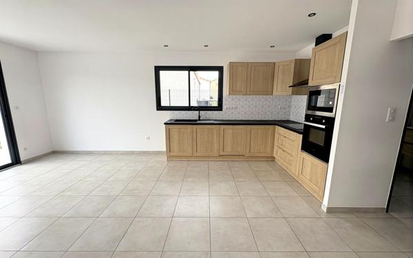 Maison à vendre    4 pièces •  Lavalette