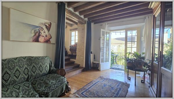 Maison à vendre 8 pièces Proche de NEUVILLE SUR OISE (95)