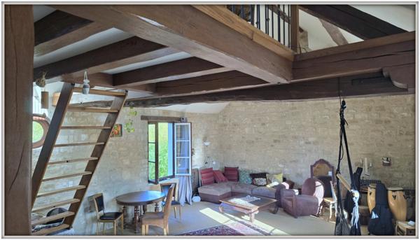 Maison à vendre 8 pièces Proche de NEUVILLE SUR OISE (95)