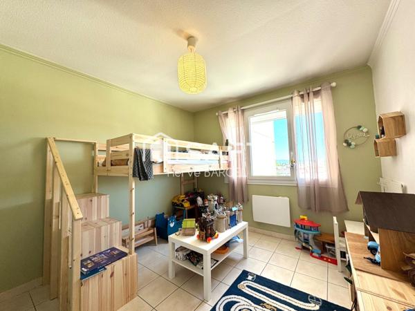 T4 lumineux avec balcon fermé – Cœur de Bourgoin-Jallieu – Visite virtuelle sur demande