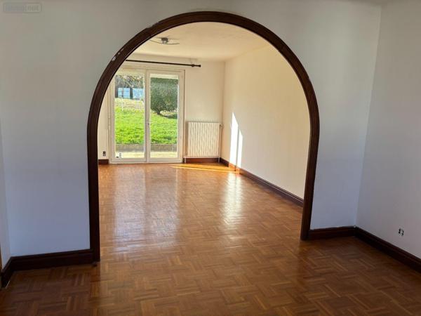 Maison de ville à vendre à Briec dans le Finistère (29510), ref : MAIS/1064   
Bourg