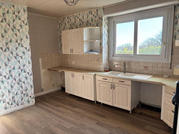 Maison de ville à vendre à Briec dans le Finistère (29510), ref : MAIS/1064   
Bourg