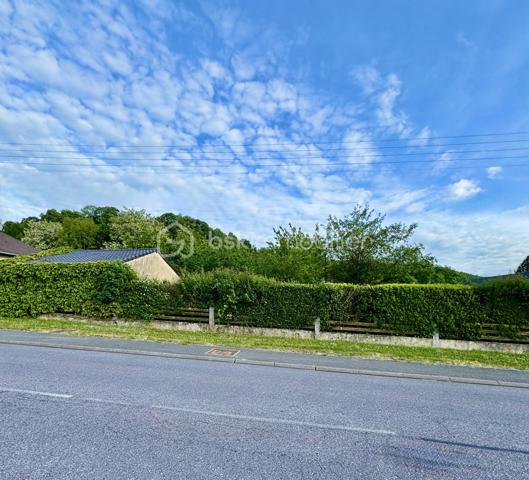 Terrain de 1 000 m²