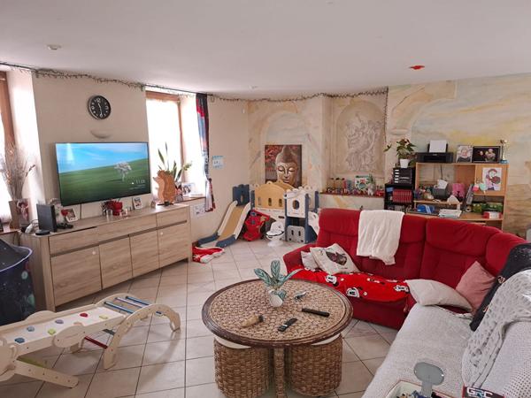 EXCLUSIVITÉ NESTENN! Maison de Caractère Charme, Confort Énergétique et Grands Volumes à Saint Vallier (71)