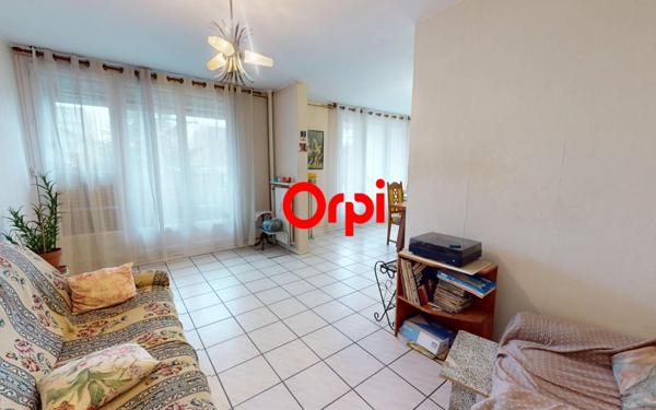 Appartement à vendre    4 pièces • 81 m2 Vaulx-en-Velin