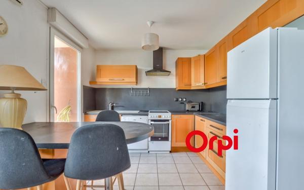 Appartement à vendre    3 pièces • 64,60 m2 Pierre-Bénite