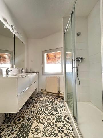 Immeuble 8 pièces - 220 m² Exclusivité efficity