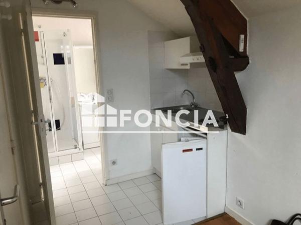 Location Studio 16.12 m² - 79 GRANDE RUE Chambourcy 78240