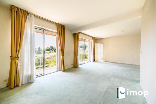 Grand F3 avec superbe vue à 150 m de la Loire !