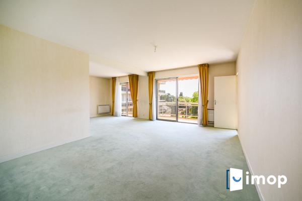 Grand F3 avec superbe vue à 150 m de la Loire !