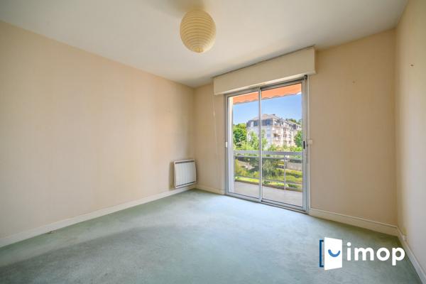 Grand F3 avec superbe vue à 150 m de la Loire !