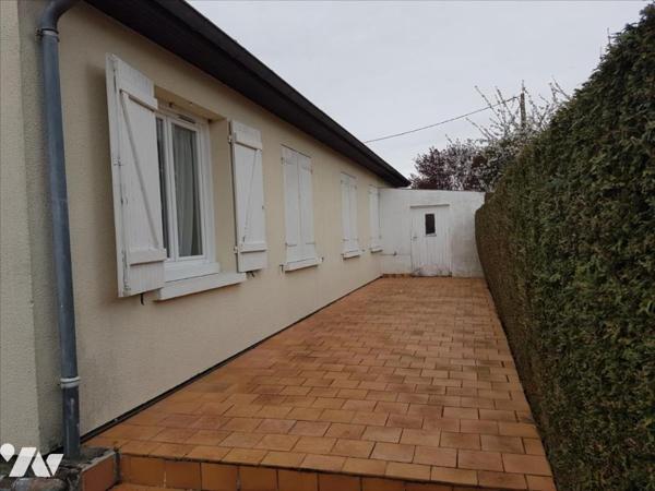 La Flèche proche centre ville, plain-pied 3 chambres