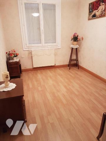 La Flèche proche centre ville, plain-pied 3 chambres