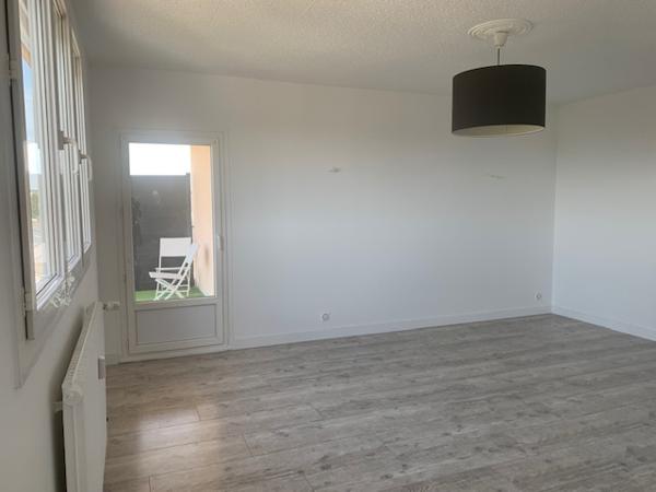 Appartement Chartres 4 pièce(s) 79 m2 balcon parking