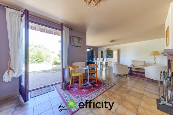 Maison
         5 pièces
        - 119 m² Exclusivité 409 000 € *