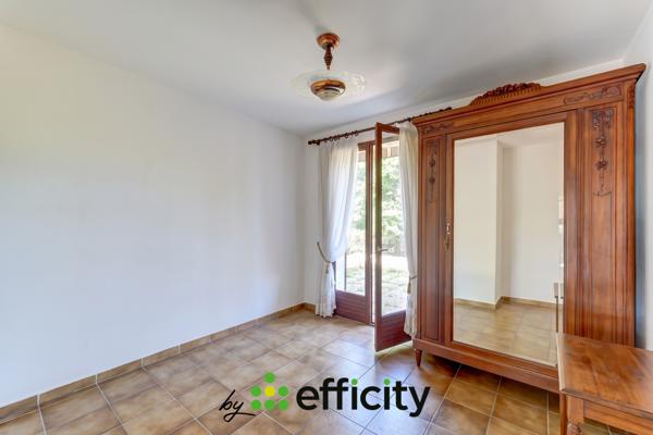 Maison
         5 pièces
        - 119 m² Exclusivité 409 000 € *