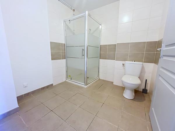 Appartement
         3 pièces
        - 71 m² Exclusivité 175 000 € *