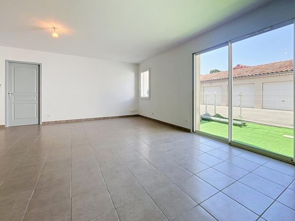 Appartement
         3 pièces
        - 71 m² Exclusivité 175 000 € *