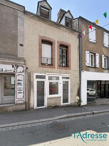 Immeuble de rapport trois studio Mayenne