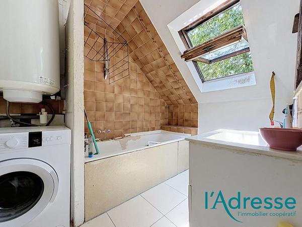 Immeuble de rapport trois studio Mayenne