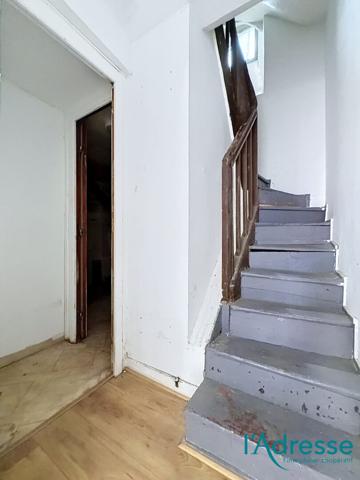 Immeuble de rapport trois studio Mayenne