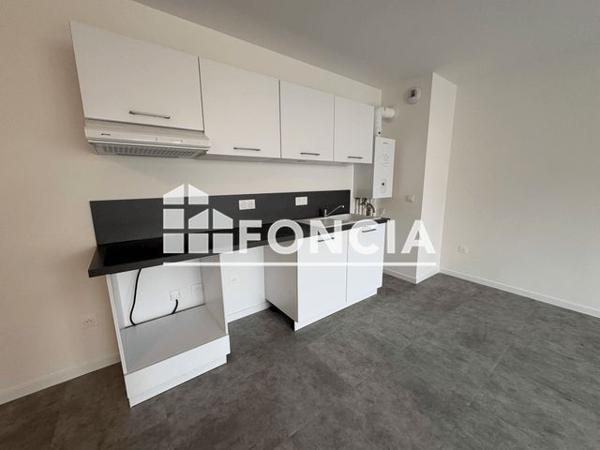 Location Appartement 3 pièces 61.23 m² - Sotteville Les Rouen 76300