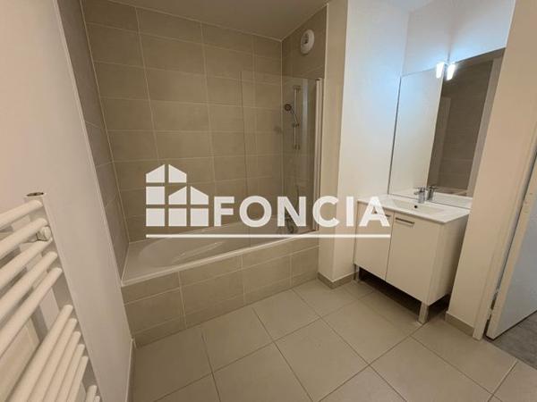 Location Appartement 3 pièces 61.23 m² - Sotteville Les Rouen 76300