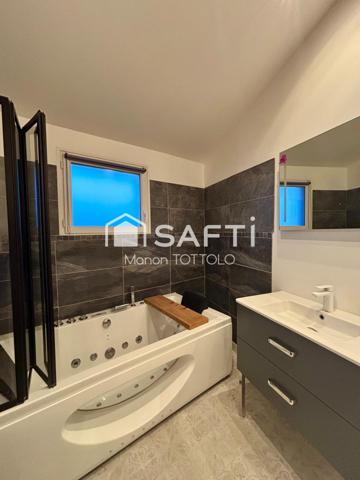 Mazères - Maison familial et sa dépendance