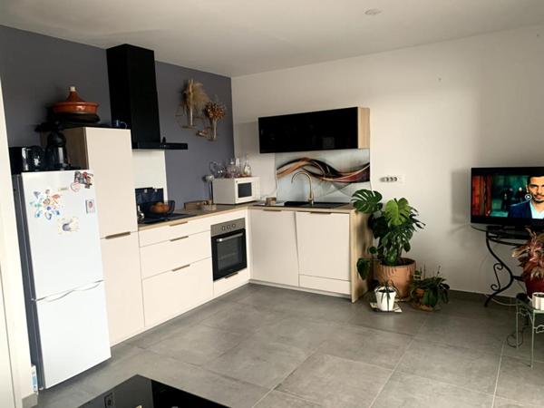 Appartement  2 pièce(s) 41 m2, grande terrasse SAUSSET LES PINS